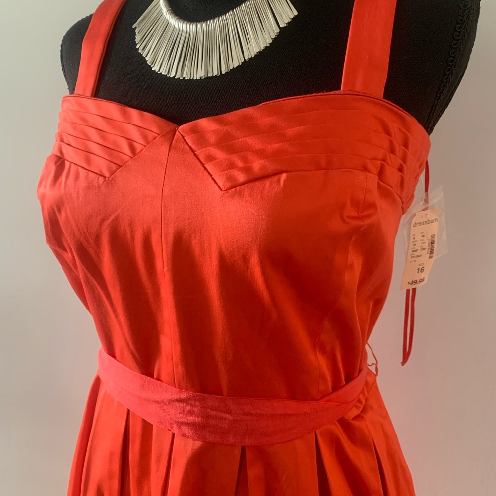 Beautiful Coral convertible 👗 (lined) MOVING Overseas Sale!!!